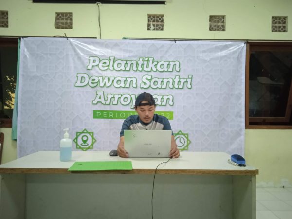 Pelantikan Pengurus Dewan Santri (DESA) Pesantren Mahasiswa Arroyyan Periode 2022
