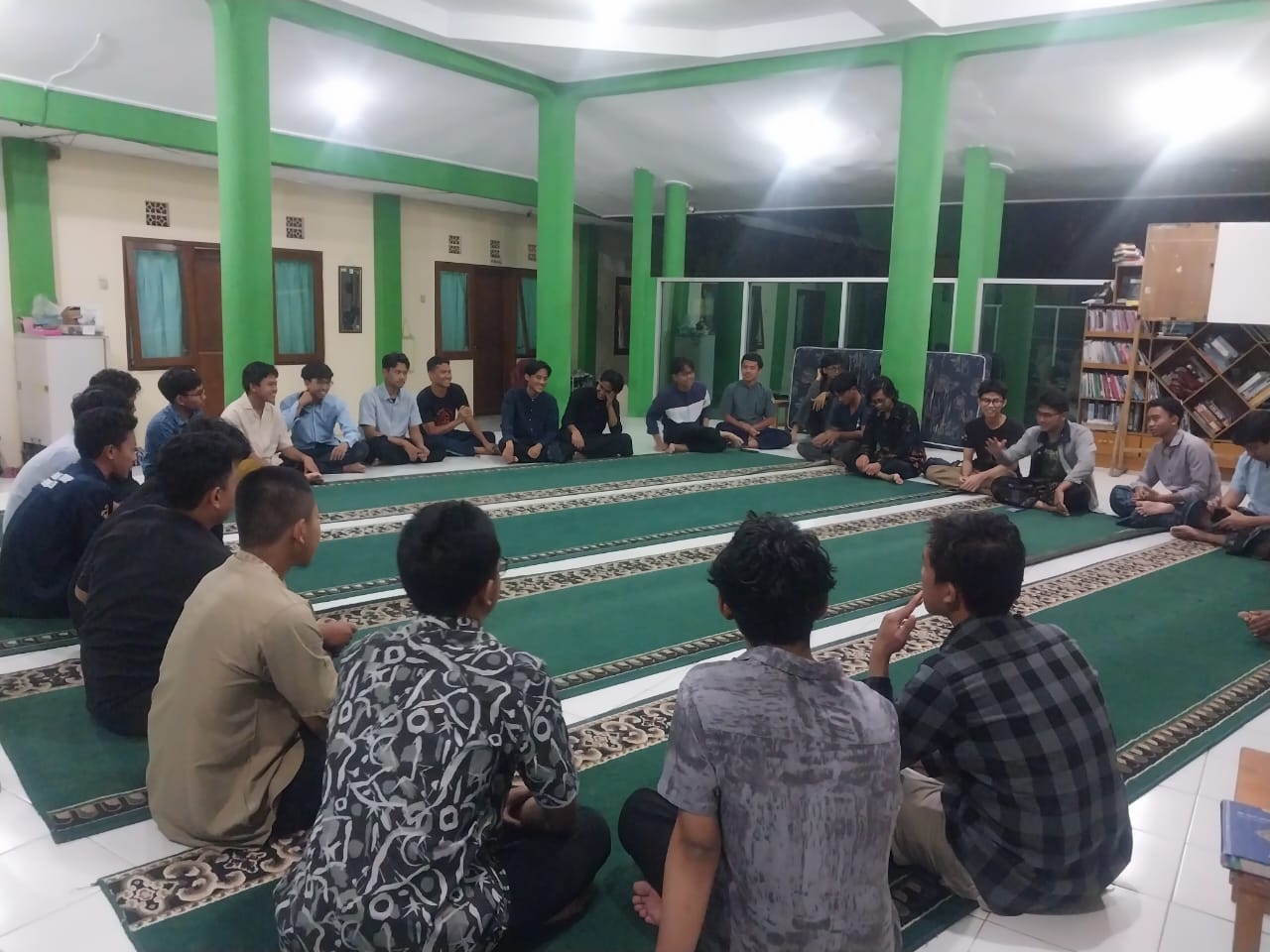 Temu Santri Ikhwan Ar Royyan Angkatan 2023–2025: Penyampaian Tata Tertib Bersama Musyrif